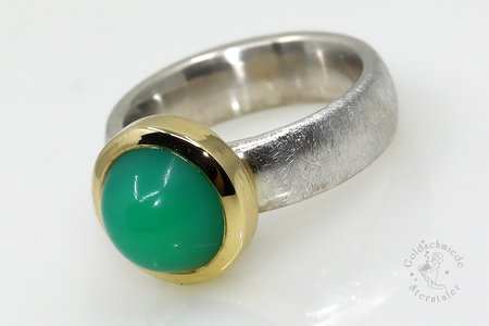 Ring in Silber und Gold mit Chrysopras