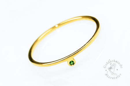 Ring aus Gold mit Smaragd