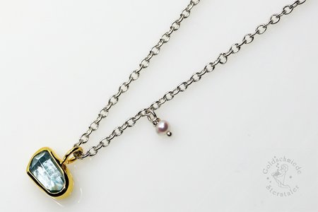 Halsschmuck mit einem Aquamarin