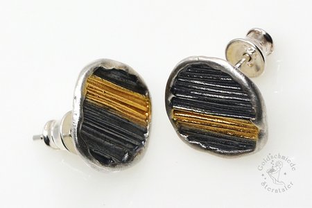 Ohrstecker aus 925 Silber, oxydiert, teilvergoldet