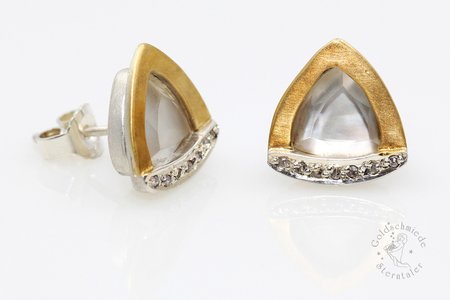 Ohrstecker aus Silber und Gold mit Perlmutt und Diamanten