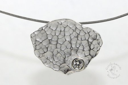 Anhänger aus Silber mit Brillant