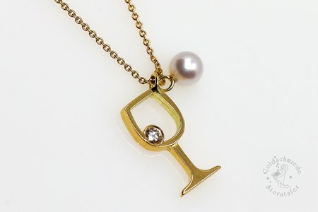 Halsschmuck aus 750 Gold mit Brillant und Perle